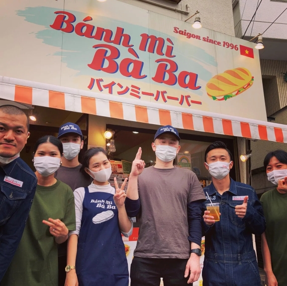 バインミーバーバー店舗外観