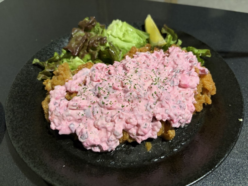 「居酒屋とみ」のチキン南蛮