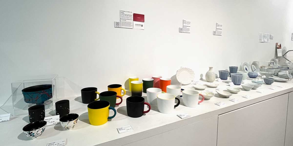 藝大アートプラザの「LIFE WITH ART」エリア。学生が制作した一点ものの作品が購入できる。